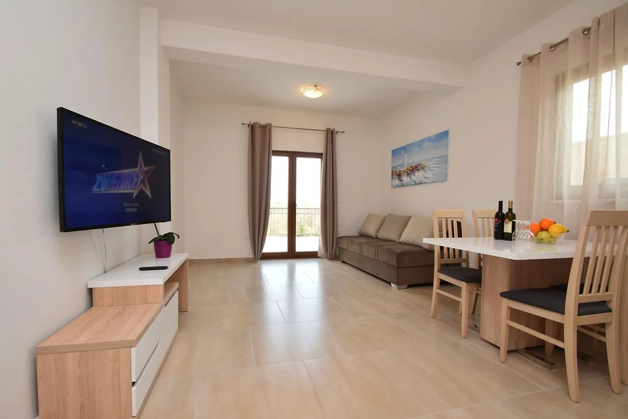 Apartments Paklenica Стариград-Пакленица 4*,  Хорватия