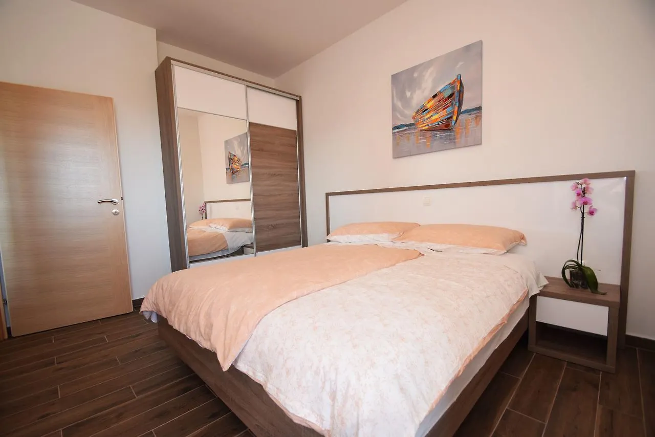 Couette-café Apartments Paklenica Starigrad Paklenica