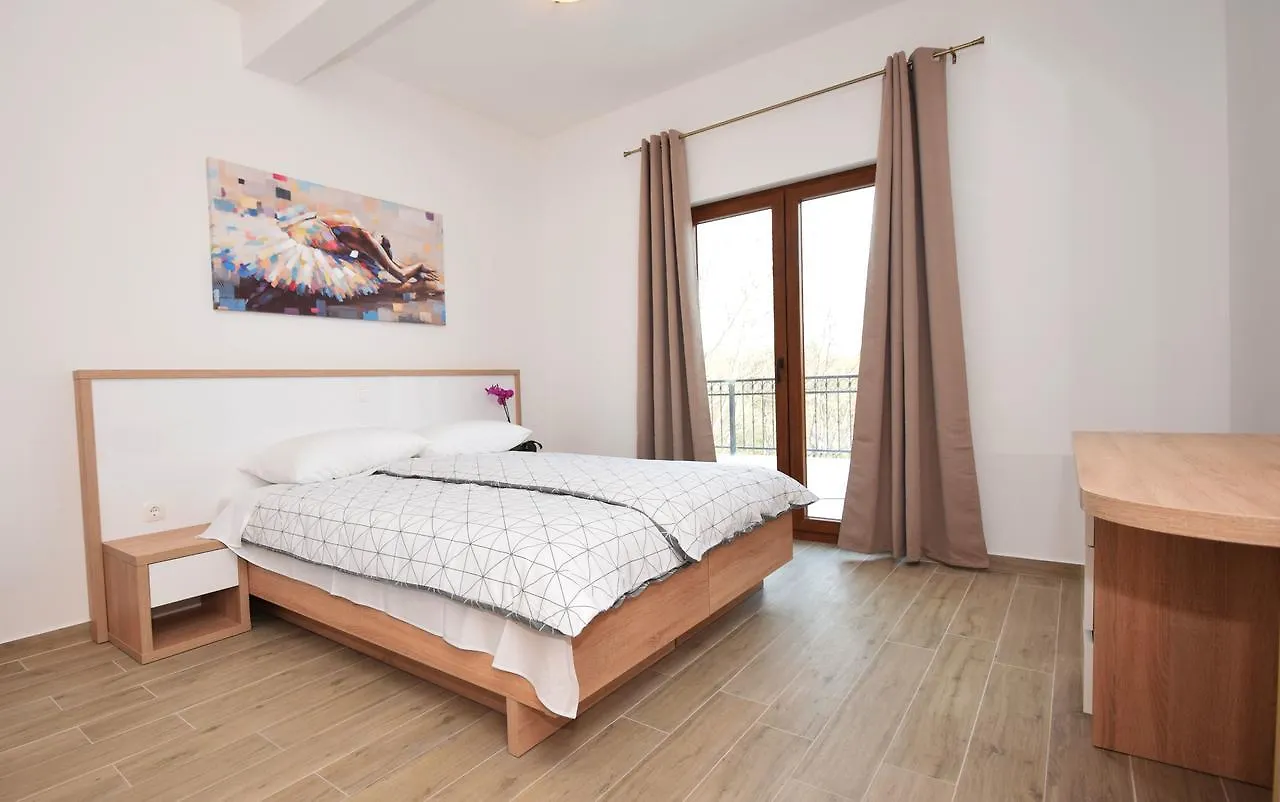 Apartments Paklenica Starigrad Paklenica 4*,
